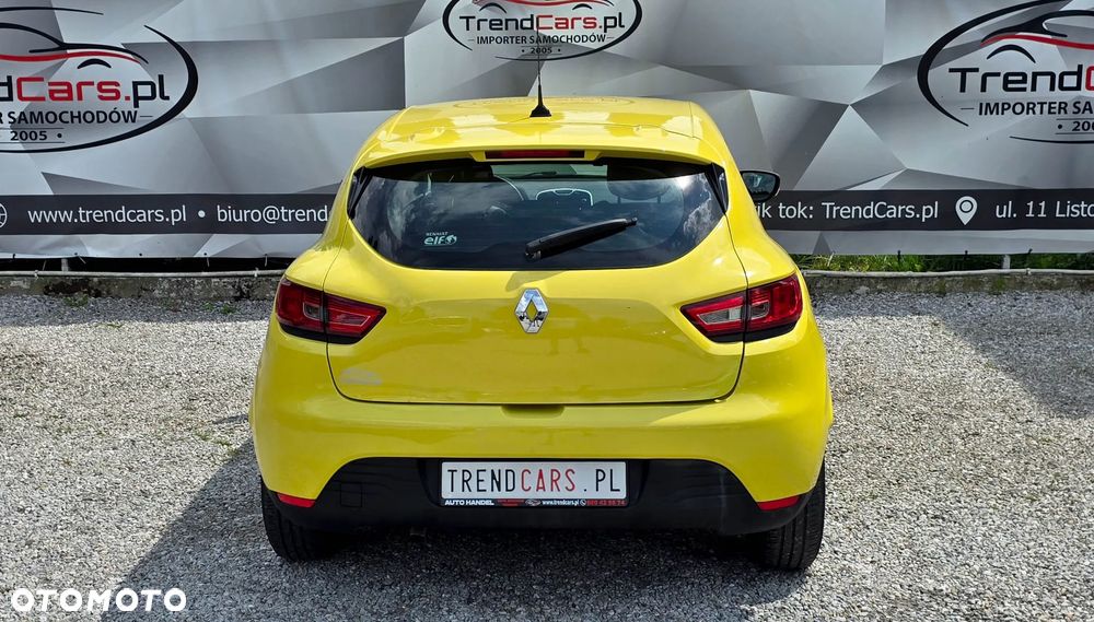Renault Clio 1.2 16V 75 Experience - 9