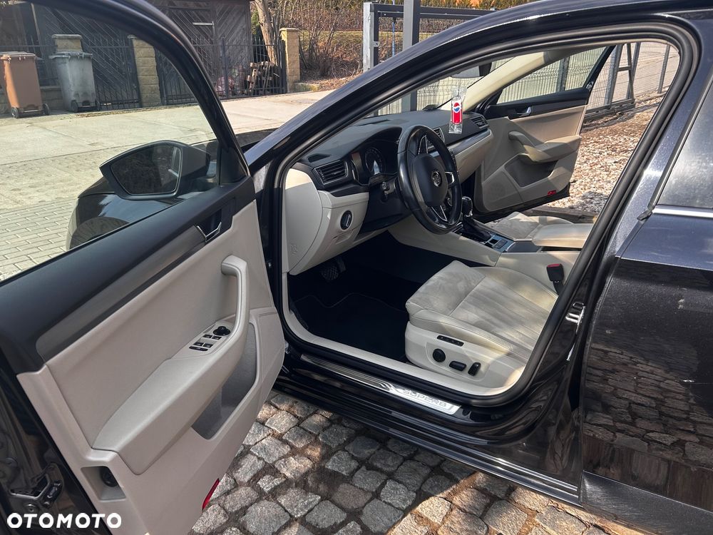 Skoda Superb 2.0 TDI Style DSG - 22