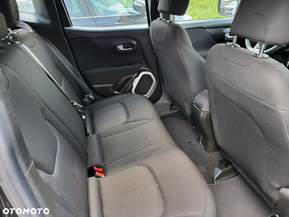 Jeep Renegade 1.6 E-TorQ Sport - 22
