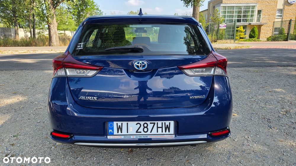 Toyota Auris Hybrid 135 Comfort - 4