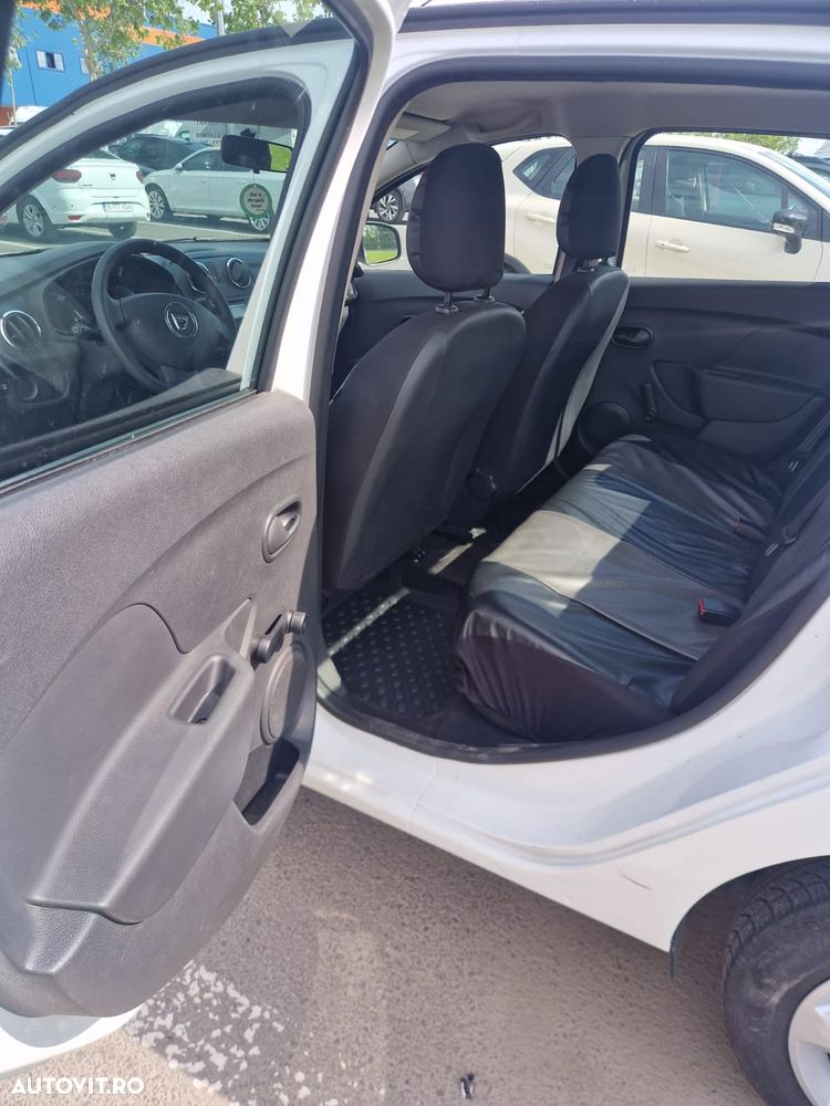 Dacia Logan - 12