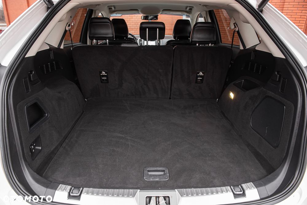 Ford Edge 2.0 TDCi Bi-Turbo 4x4 Titanium - 32
