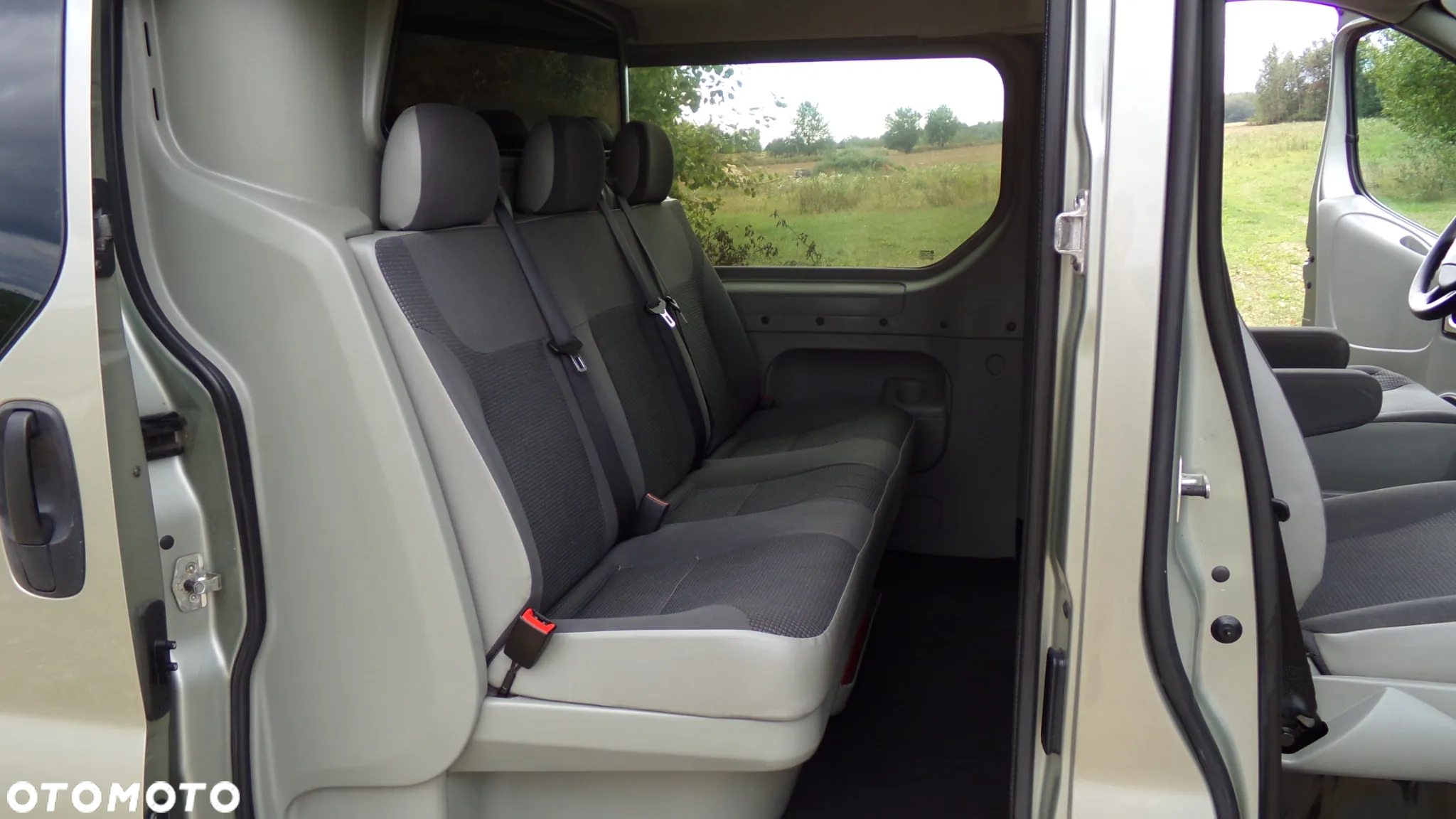 Opel VIVARO 2.5 150KM * LONG * KLIMA * BRYGADÓWKA * WZOROWY STAN ! - 14