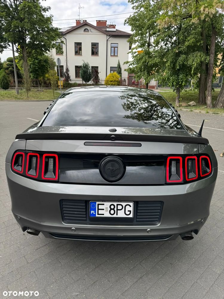 Ford Mustang 3.7 V6 Premium - 16
