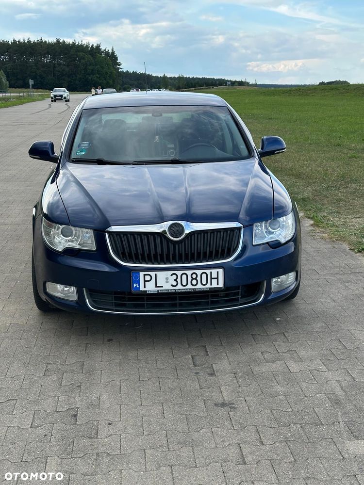 Skoda Superb 2.0 TDI Ambition - 2