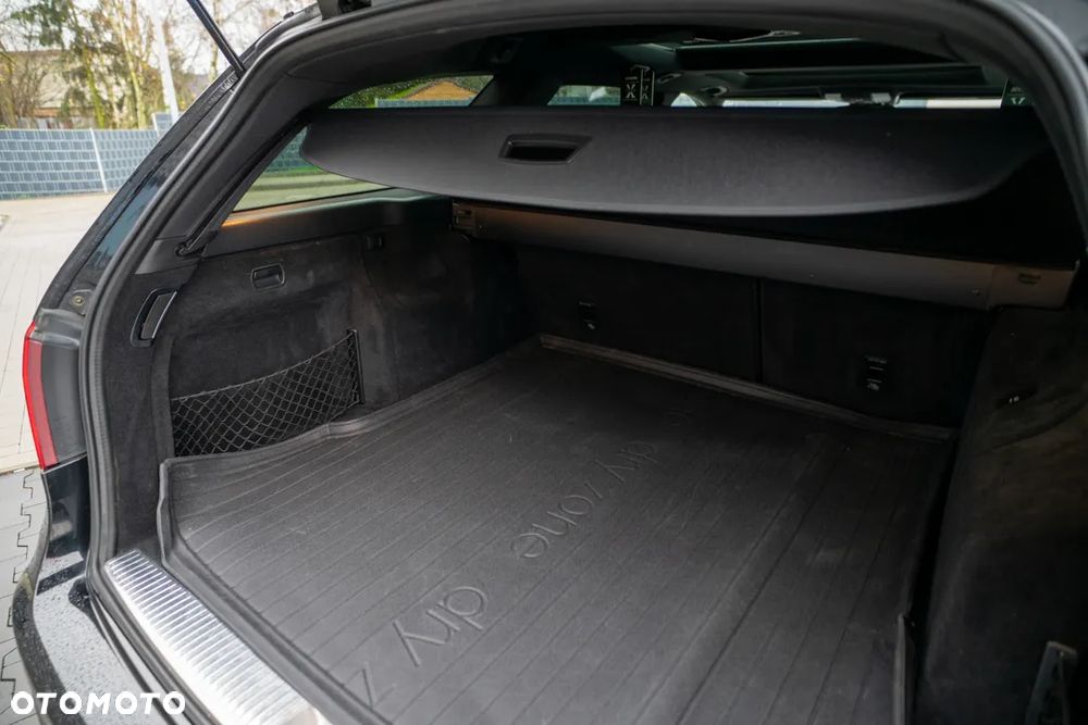 Mercedes-Benz Klasa E - 40