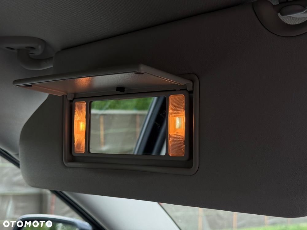 Fiat Freemont 2.0 Multijet 16V DPF Automatik Allrad Black Code - 28