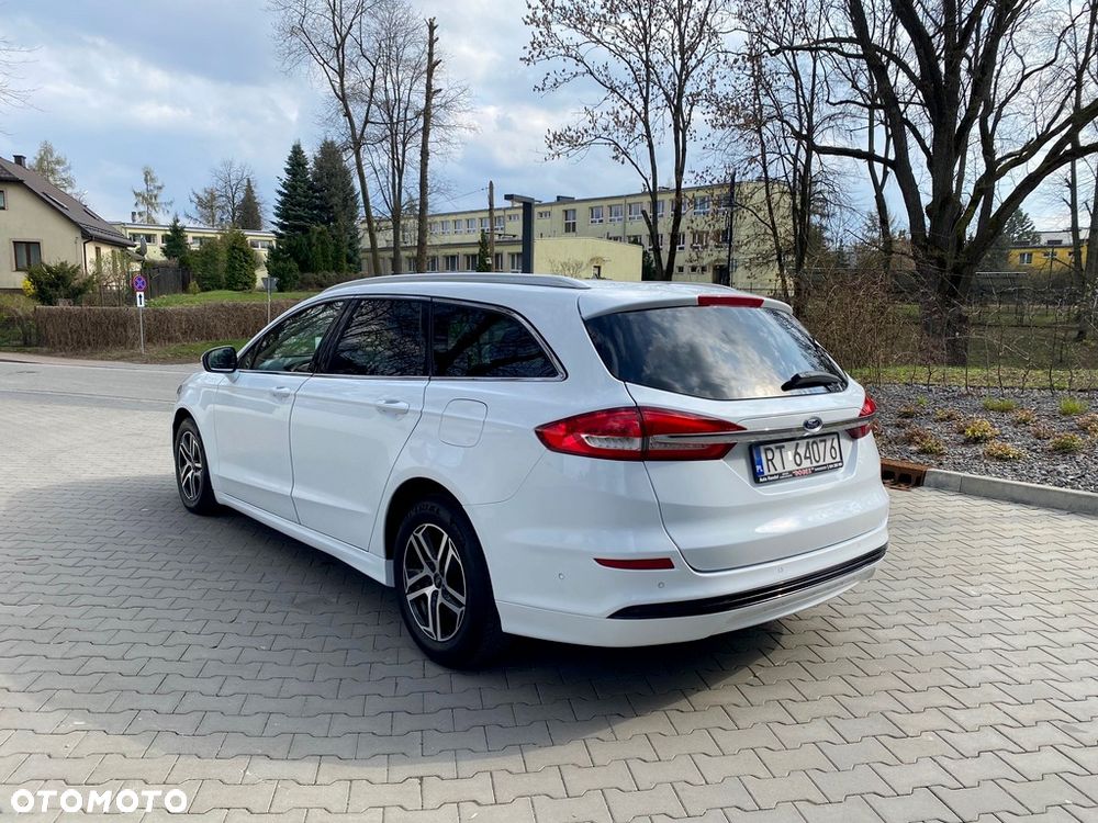 Ford Mondeo - 3