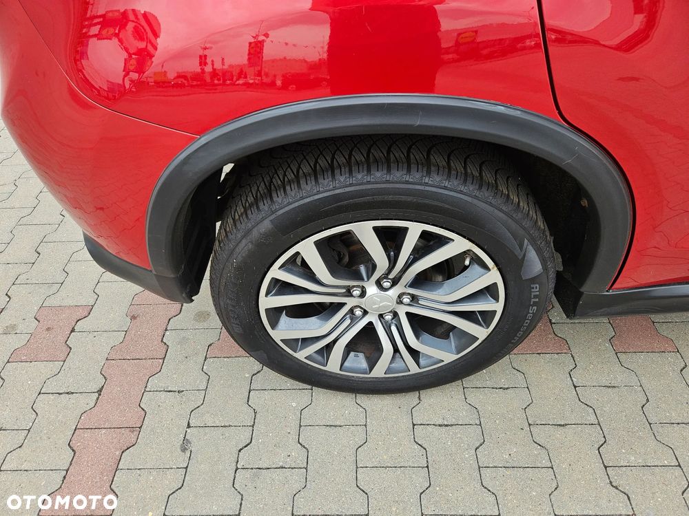 Mitsubishi ASX - 12