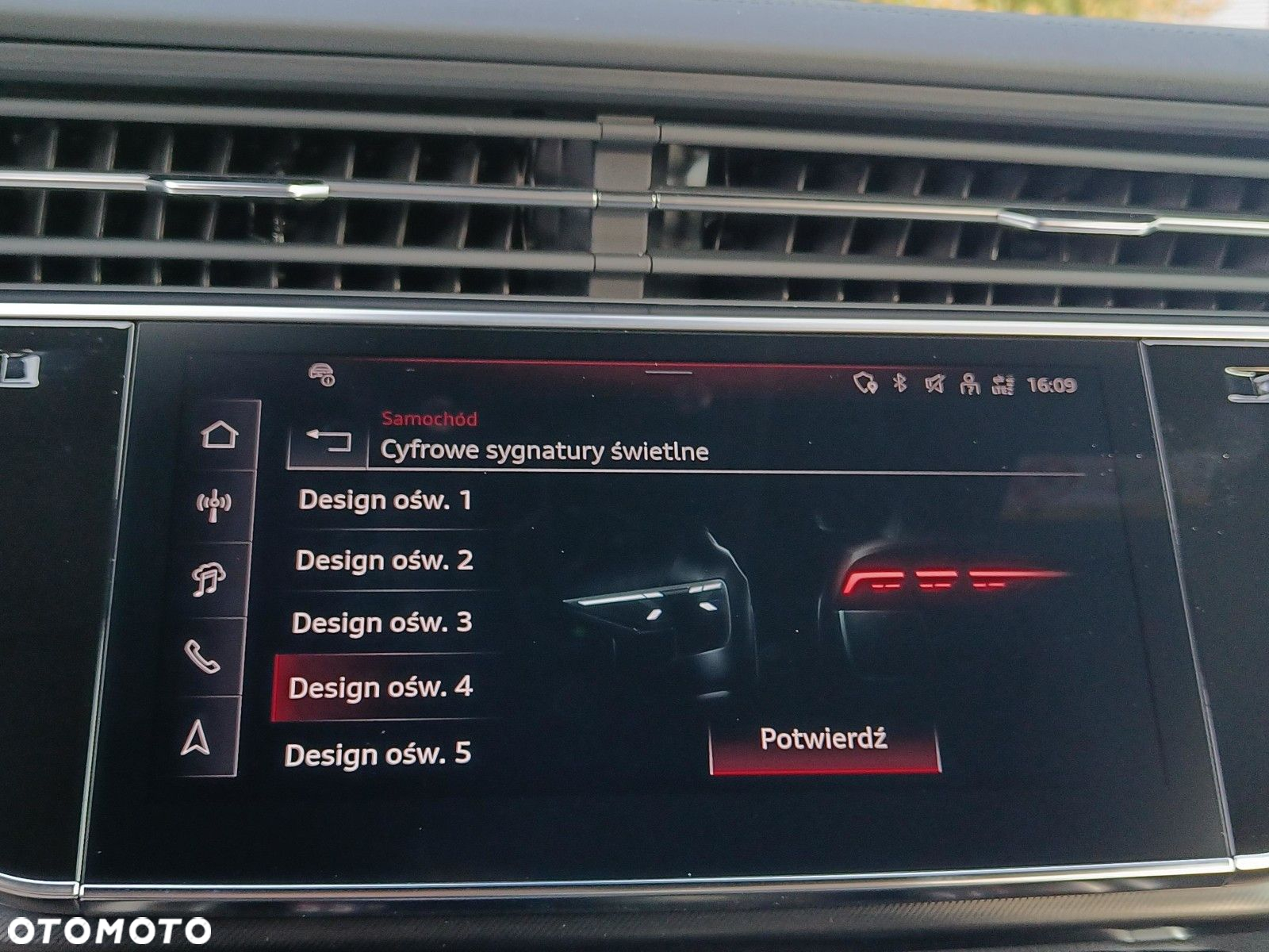 Audi RS Q8 - 26