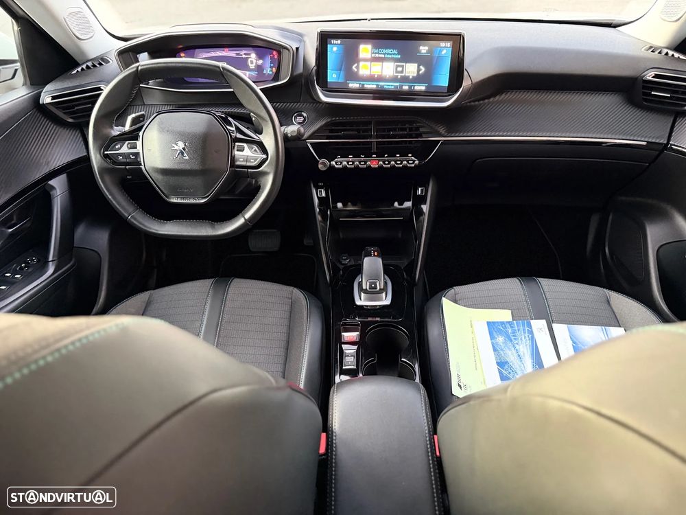Peugeot 2008 1.2 PureTech Allure Pack EAT8 - 5