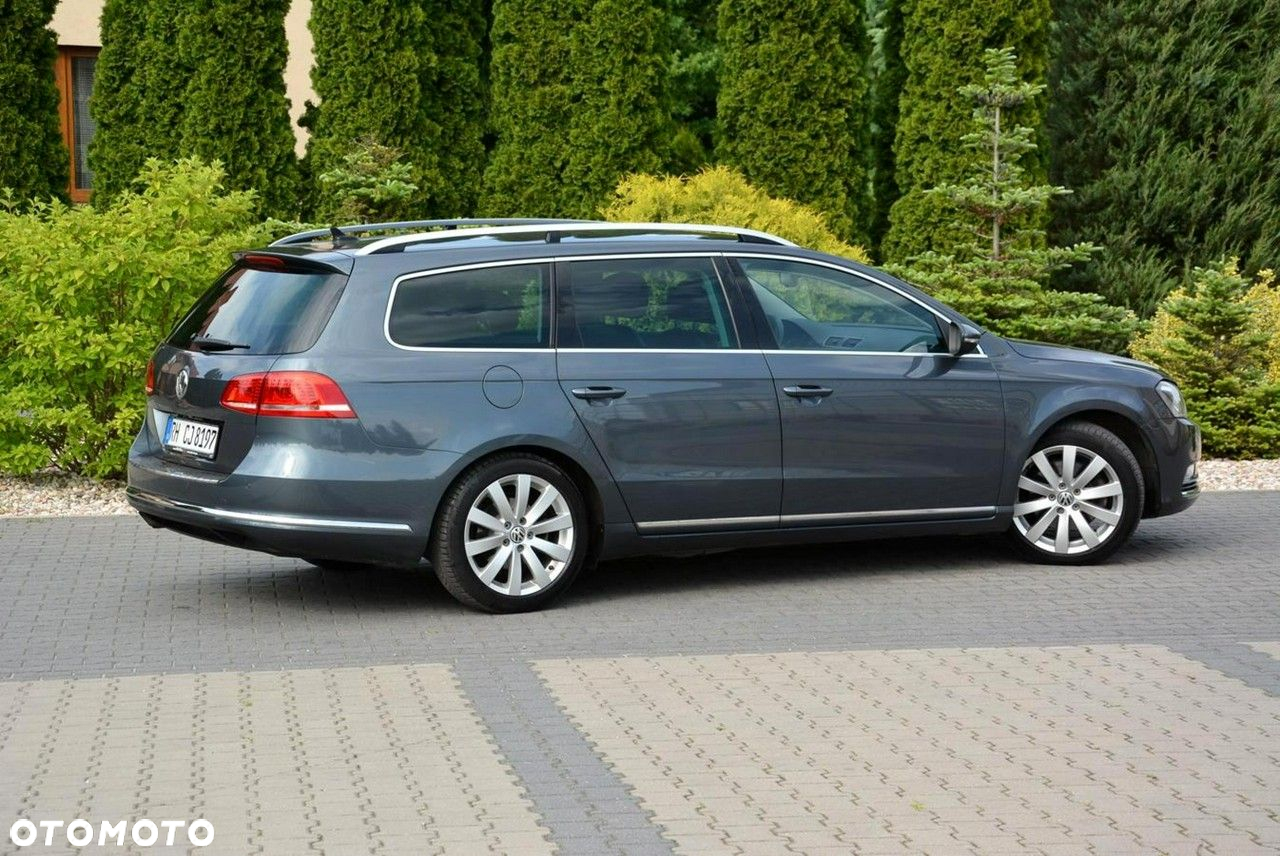 Volkswagen Passat Variant 2.0 TDI BlueMotion Technology Highline - 12