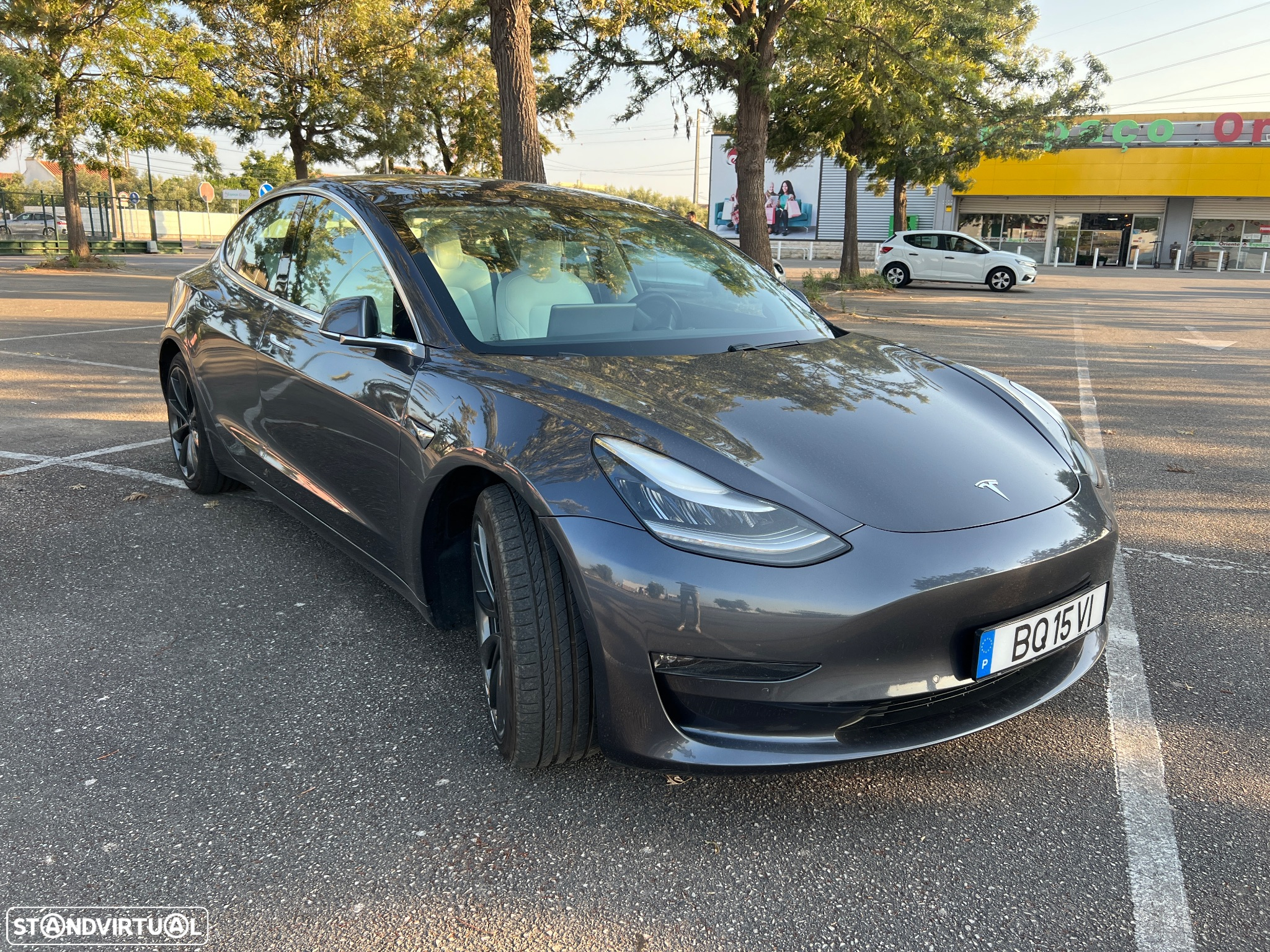 Tesla Model 3 Long-Range Dual Motor AWD - 5