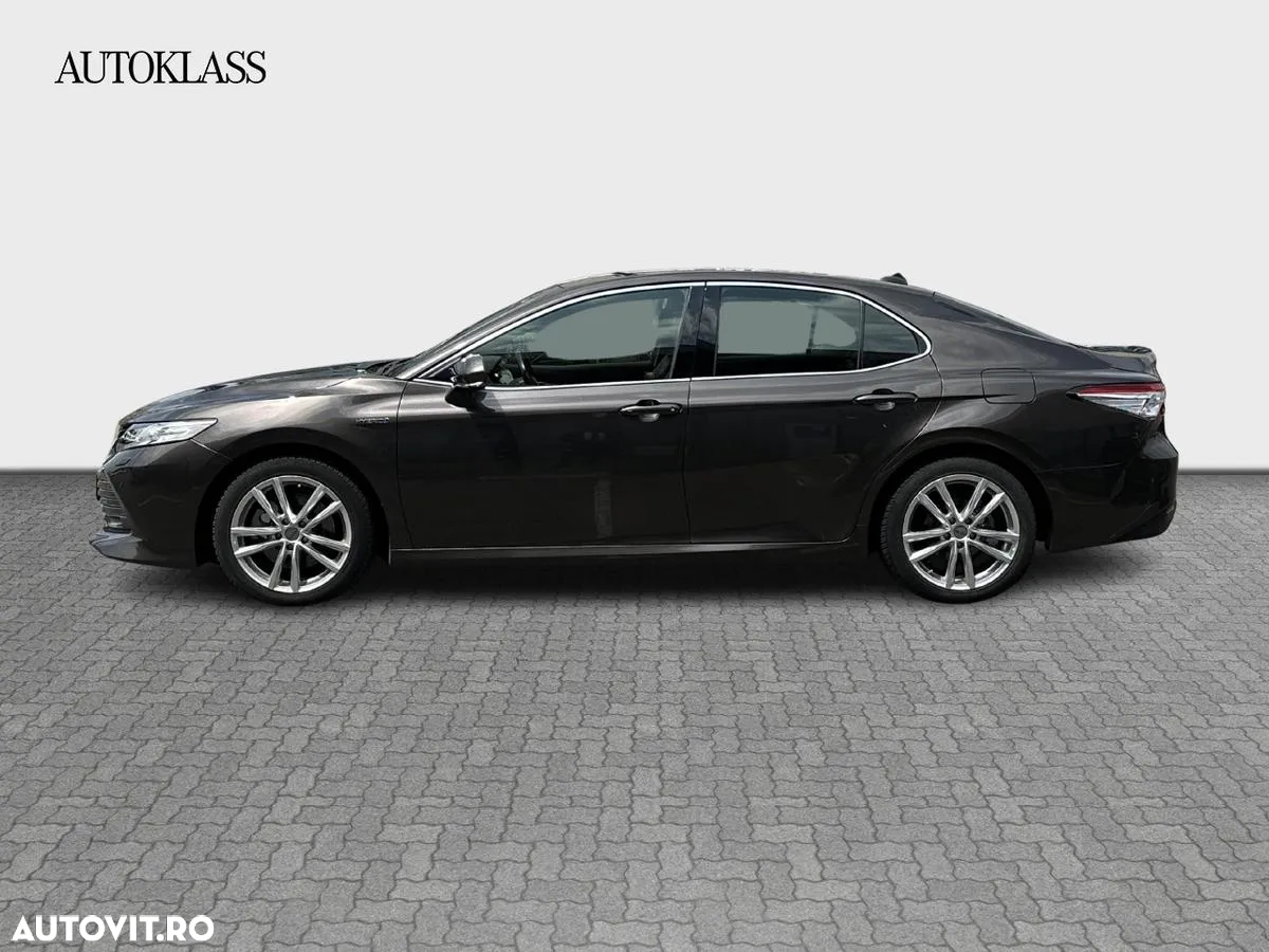 Toyota Camry 2.5 Hybrid Business - 2