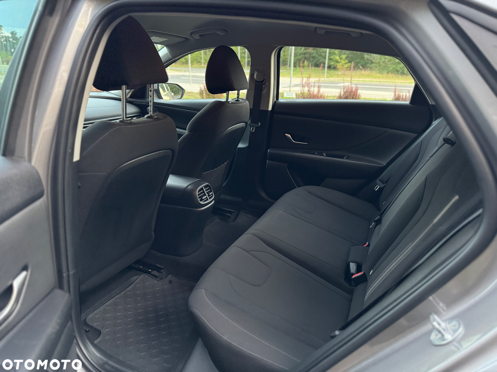 Hyundai Elantra 1.6 Smart - 16