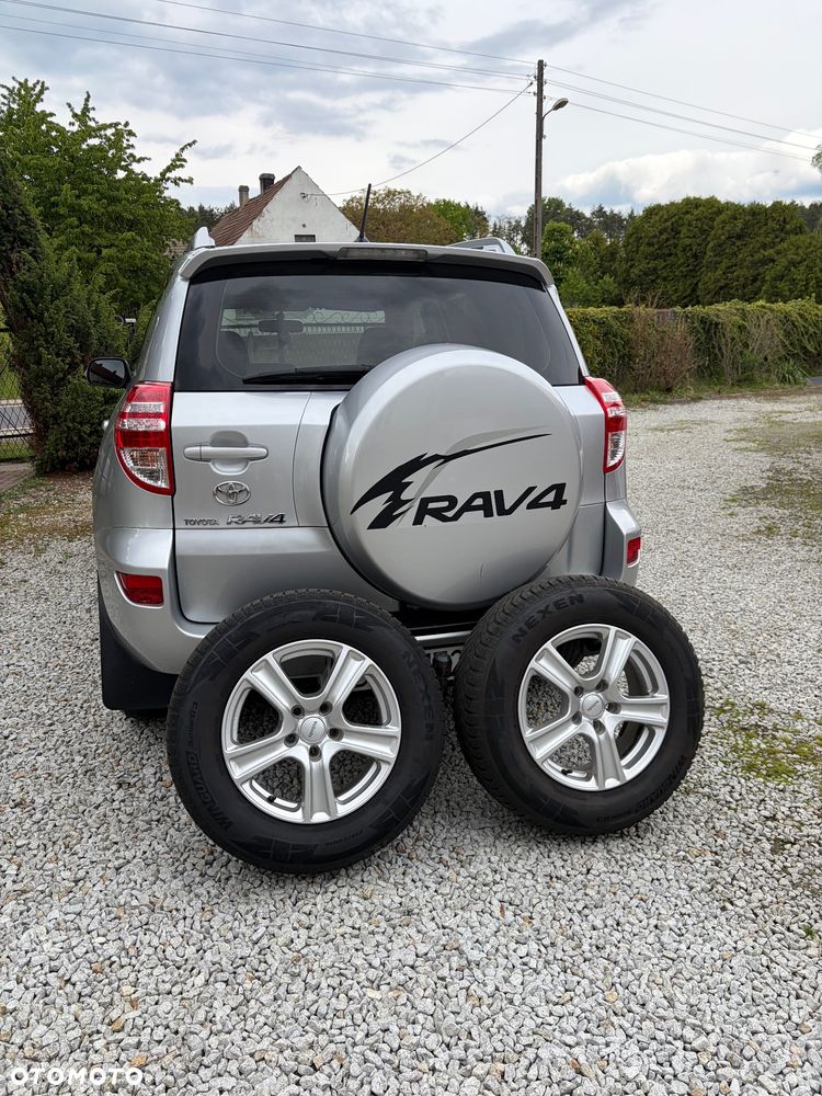 Toyota RAV4 2.2 D-4D 4x2 Life - 12