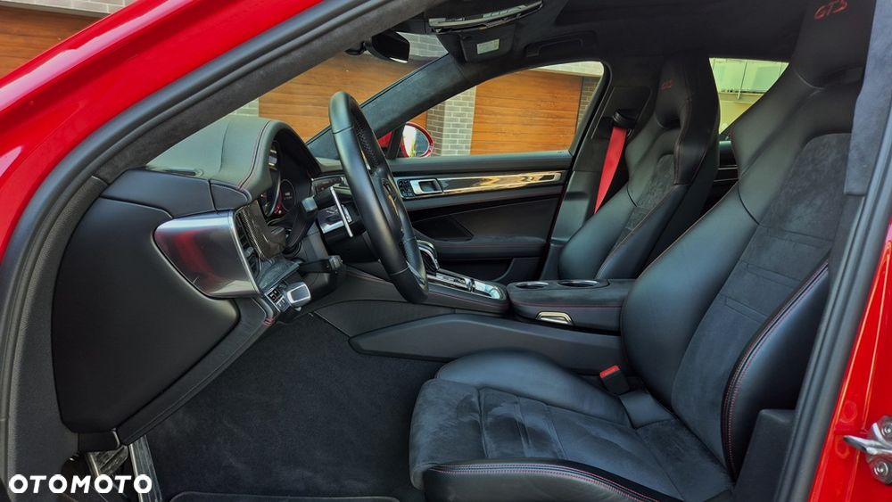 Porsche Panamera - 22