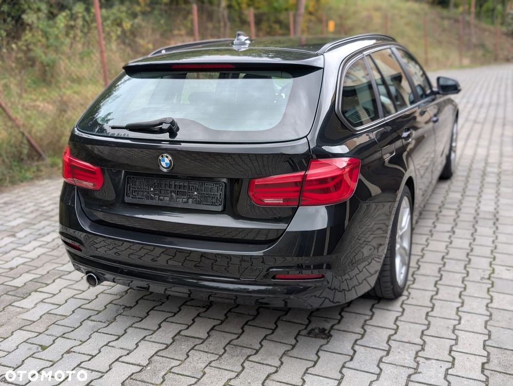 BMW Seria 3 318d Touring Luxury Line - 6