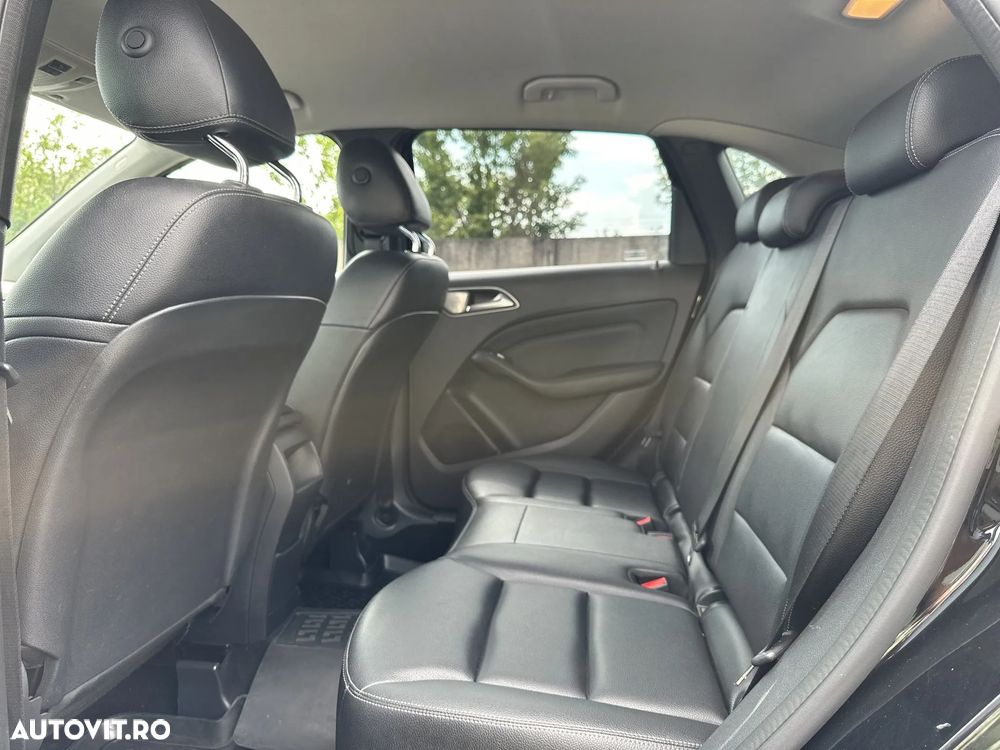 Mercedes-Benz B 160 - 13