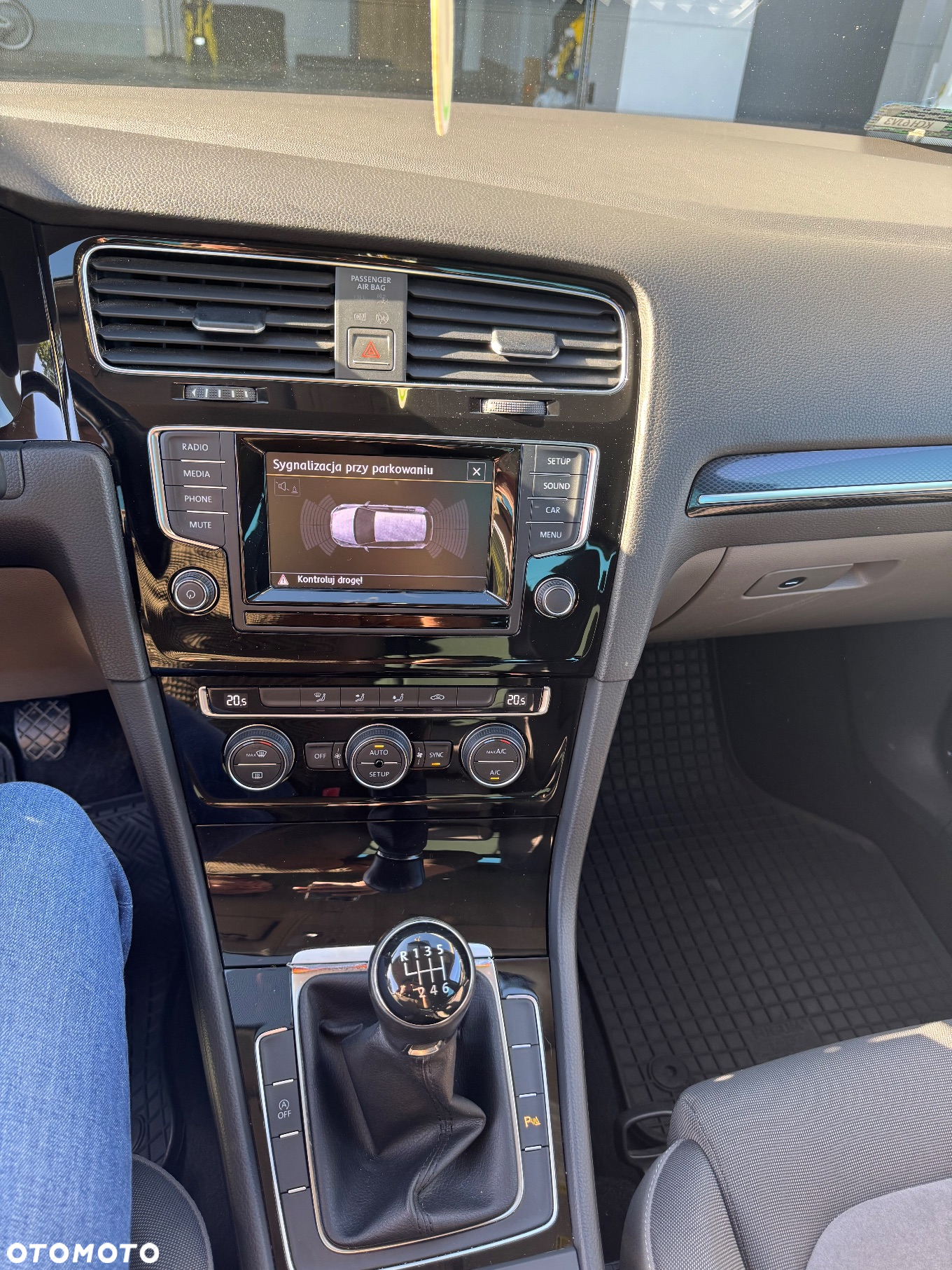 Volkswagen Golf VII 1.4 TSI BMT Highline - 10