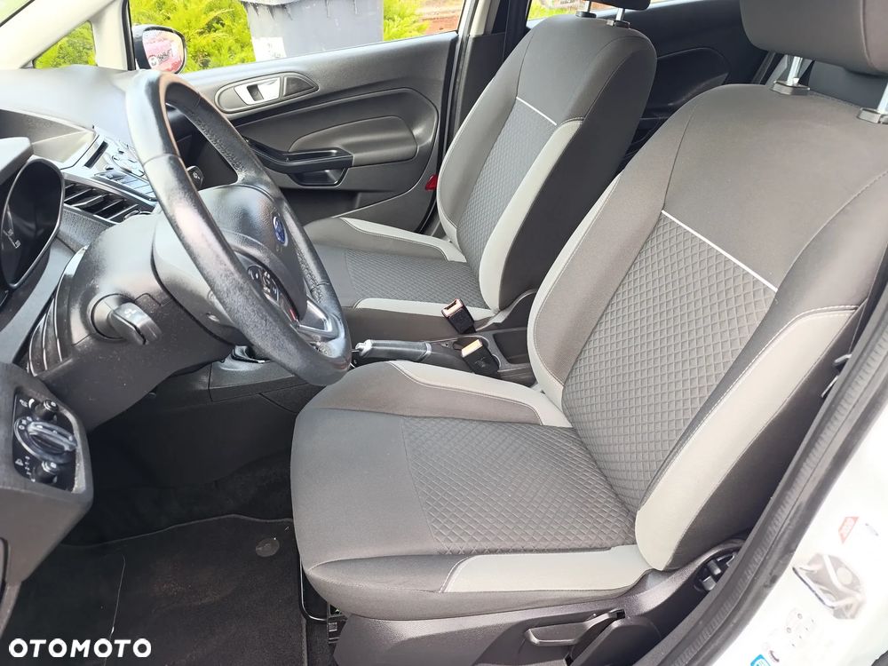 Ford Fiesta - 6