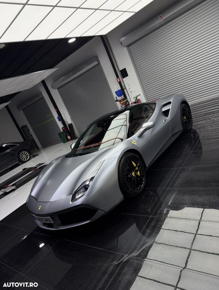 Ferrari 488 GTB - 1