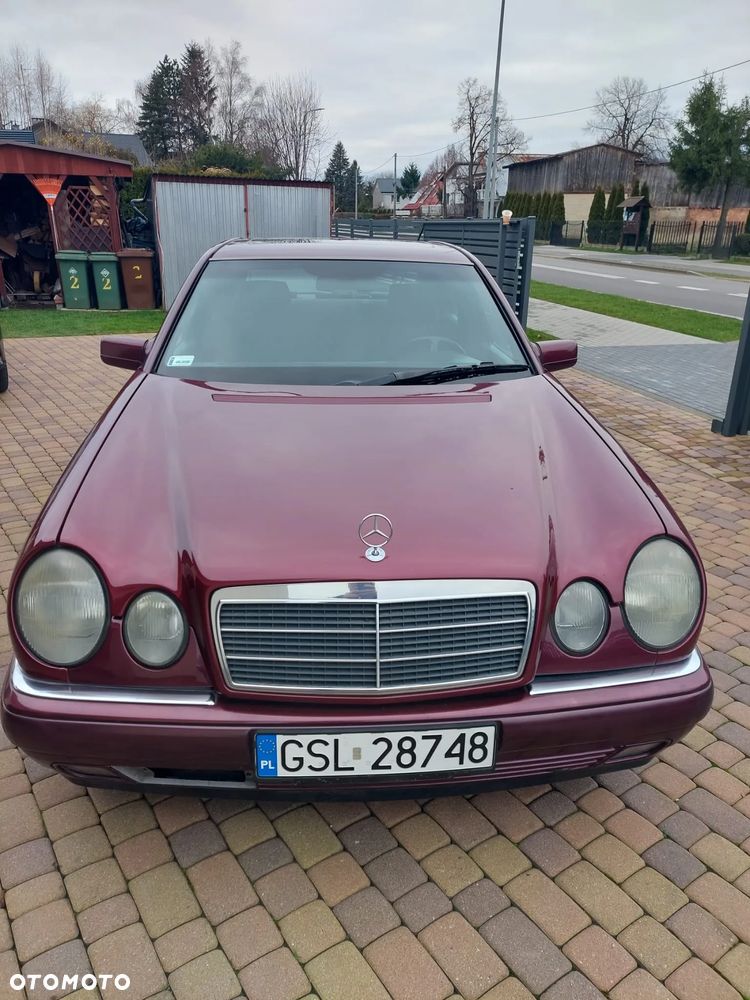 Mercedes-Benz Klasa E 290 TD Elegance - 1