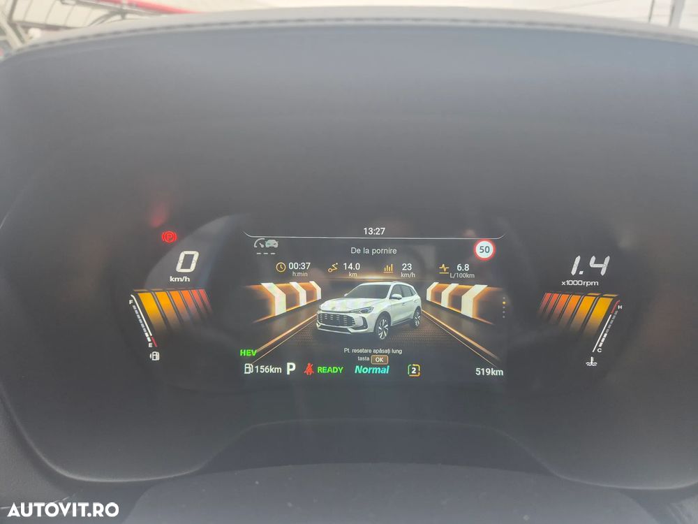 MG ZS HEV 1.5 GSI AT Exclusive - 8