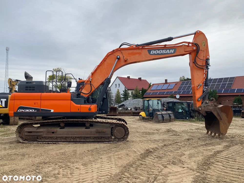 Doosan DX 300 LC-5, 2015 ROK, 9600 MTH, z NIEMIEC, PODWOZIE 90% DOBRE, - 8