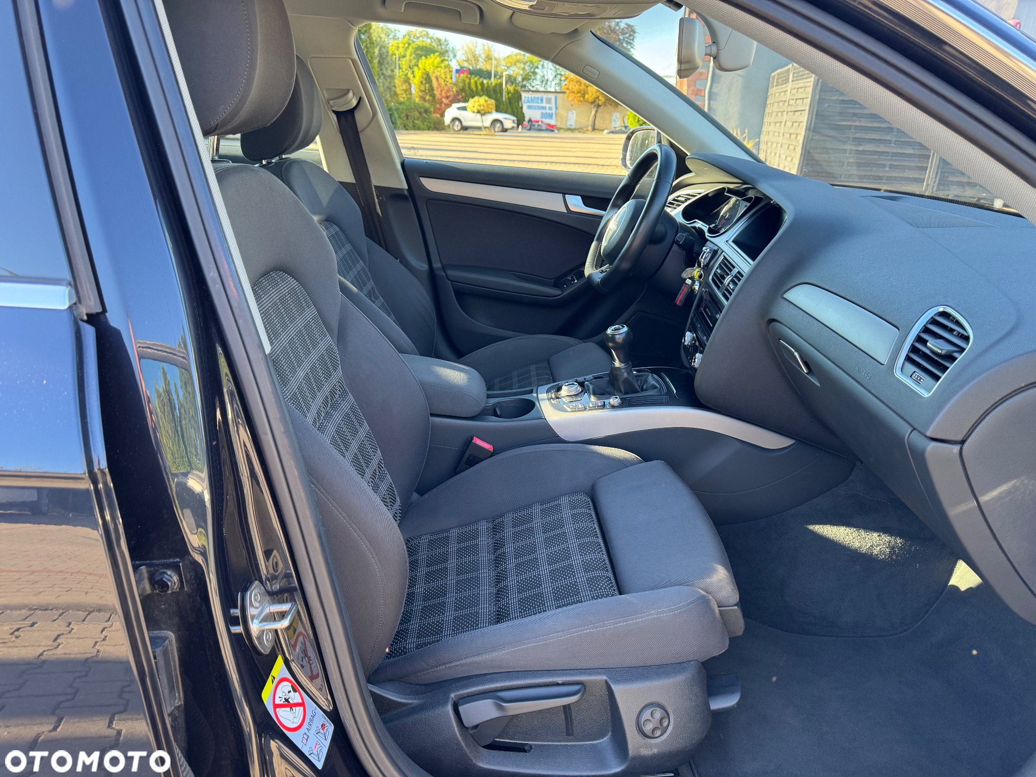 Audi A4 Avant 2.0 TDI - 25