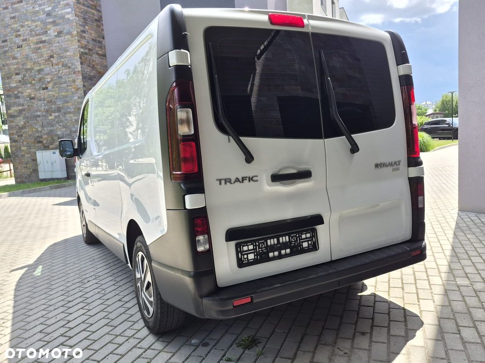Renault Trafic - 6