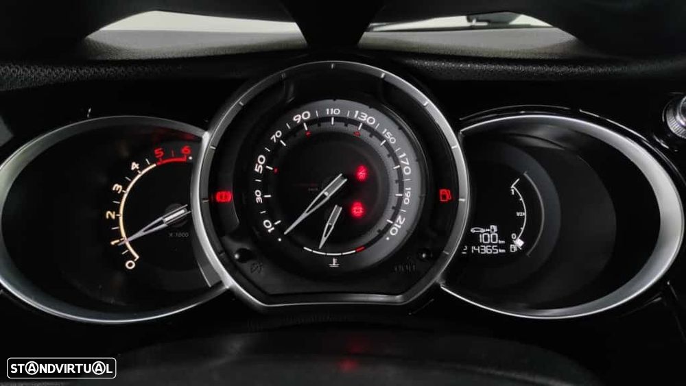 Citroën DS3 1.6 HDi Airdream So Chic - 27