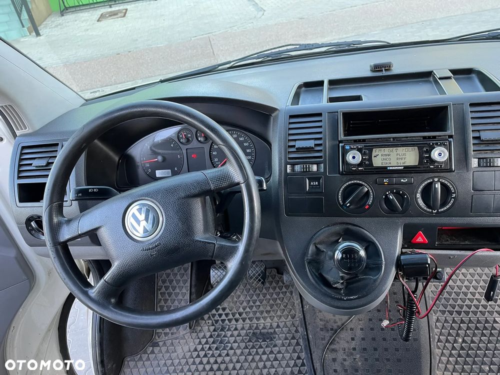 Volkswagen Transporter T5 TDI L1H1 - 8