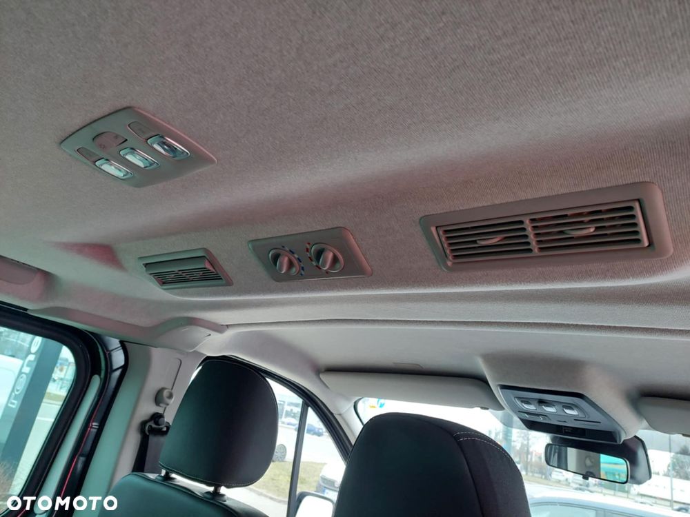 Renault Trafic - 10