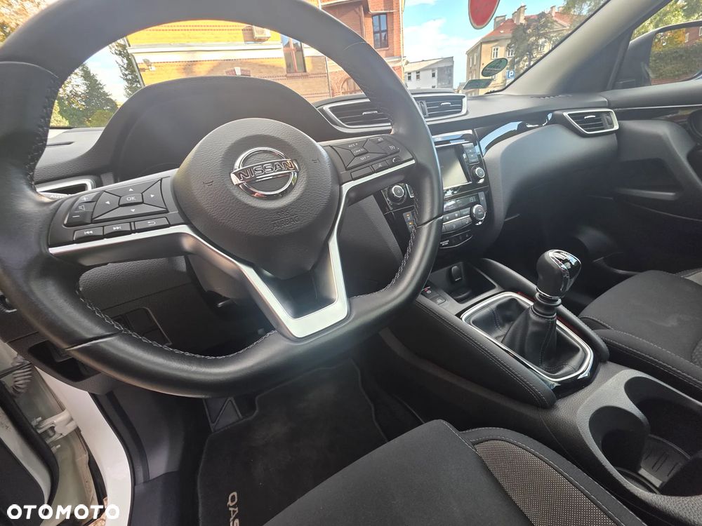 Nissan Qashqai - 22
