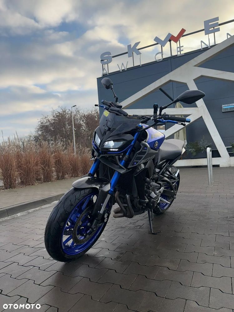 Yamaha MT - 12