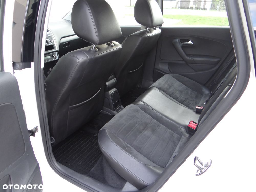 Volkswagen Polo - 33