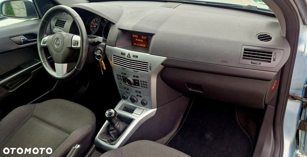 Opel Astra - 19