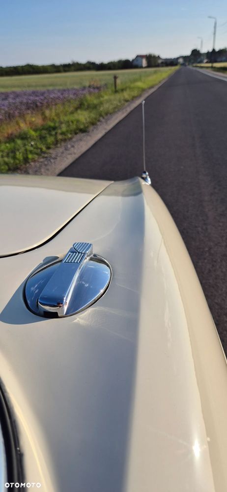 Jaguar XJ - 14