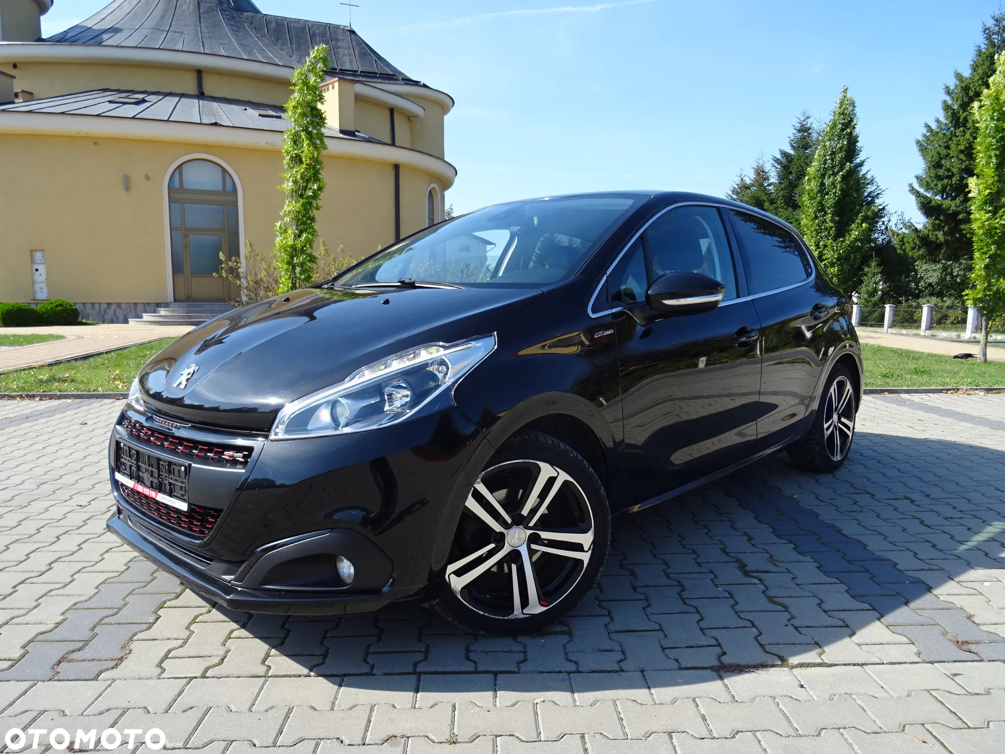 Peugeot 208 PureTech 110 Stop & Start Allure - 12