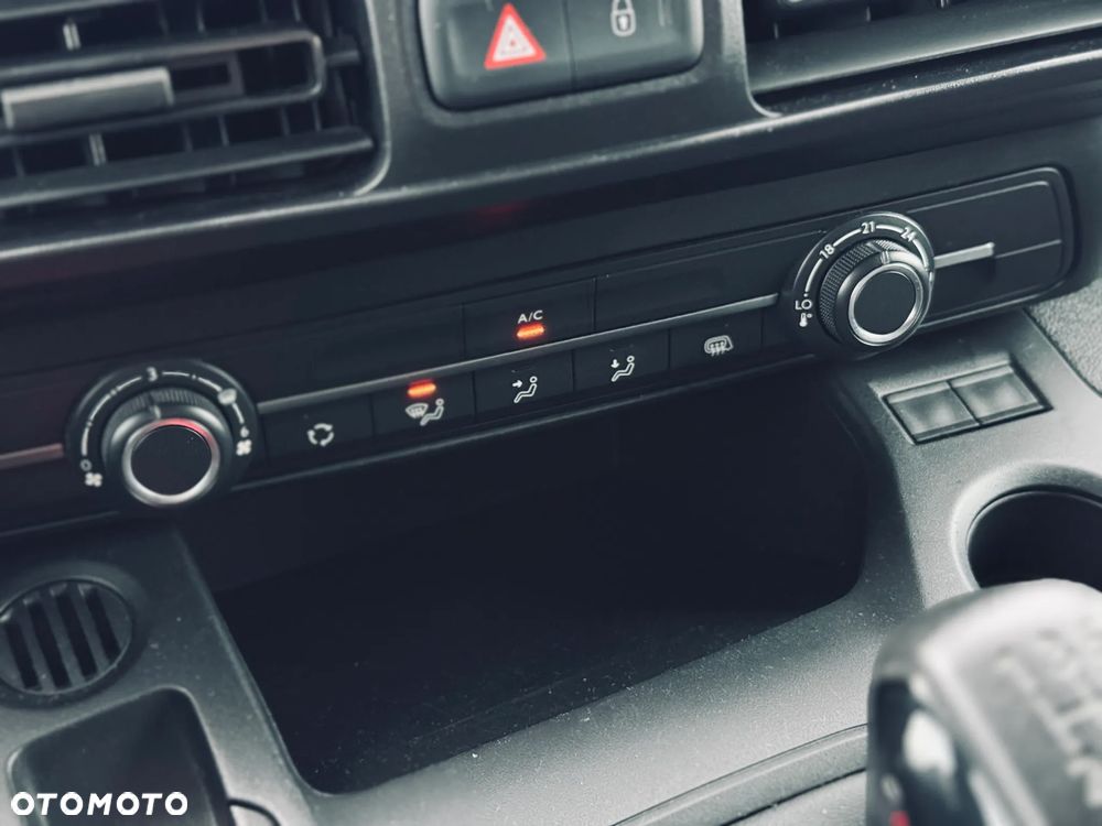 Peugeot Partner - 26