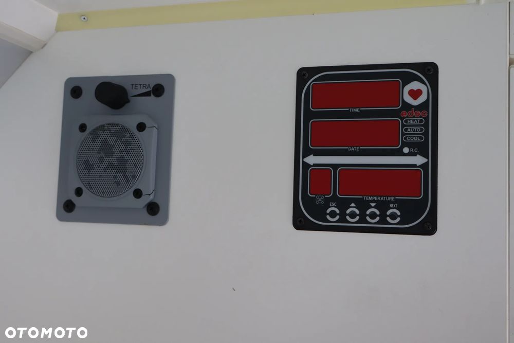 Mercedes-Benz SPRINTER - 14