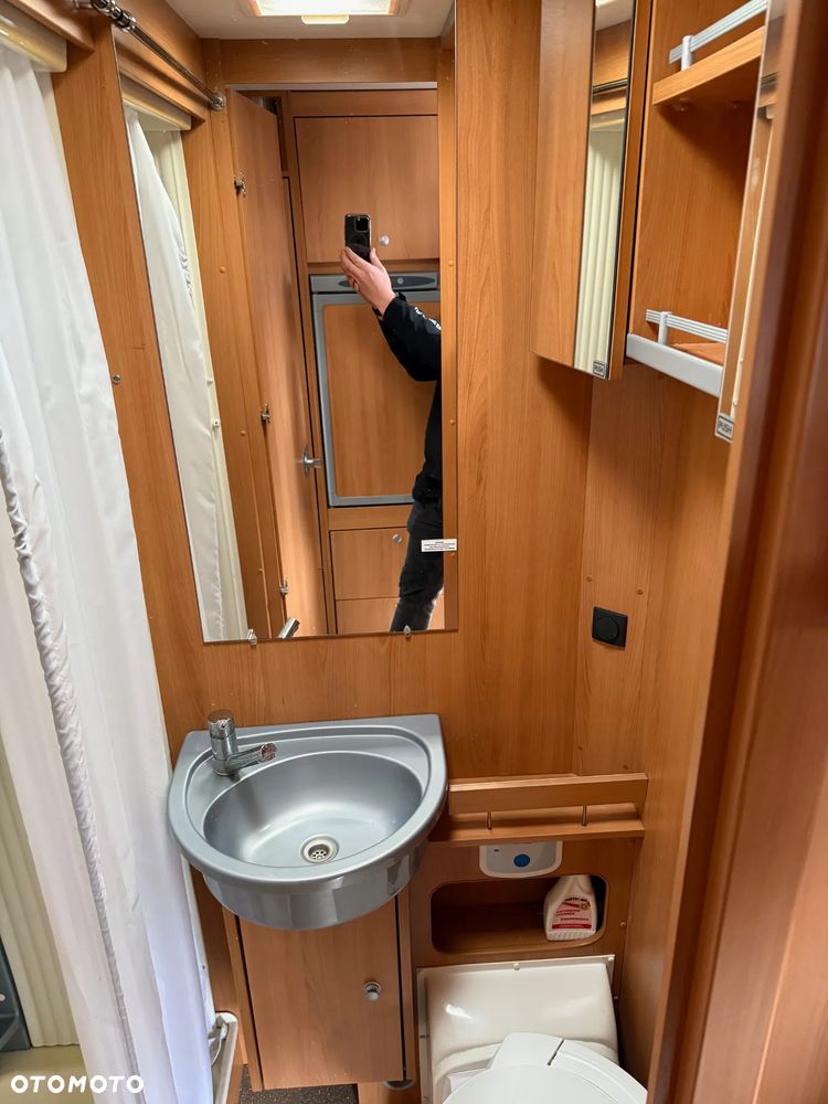 Dethleffs Globetrotter A5888 - 30