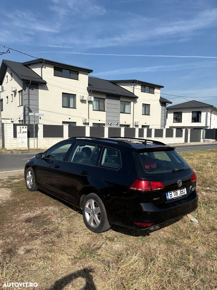 Volkswagen Golf - 17