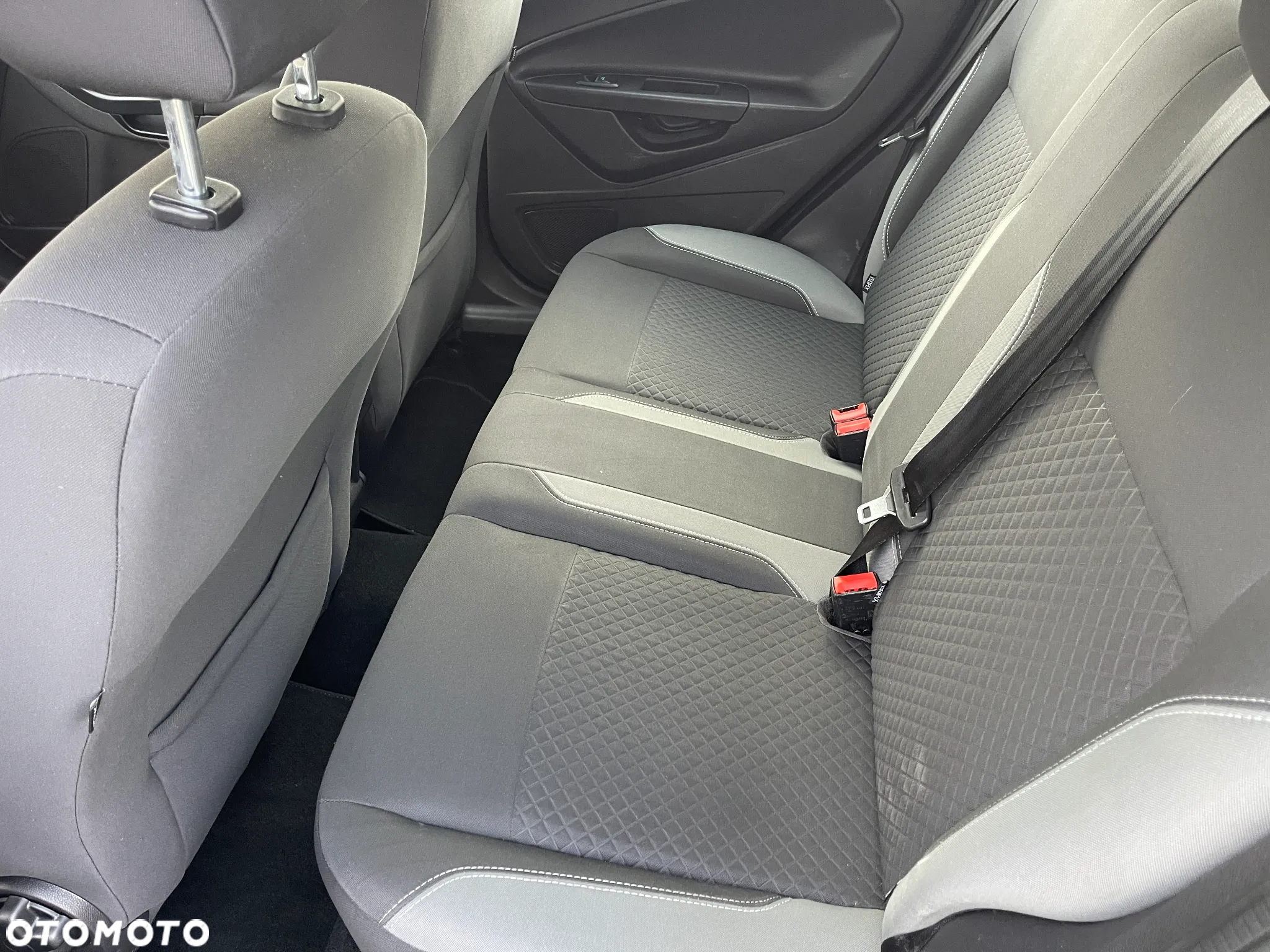 Ford Fiesta 1.5 TDCi Titanium - 8