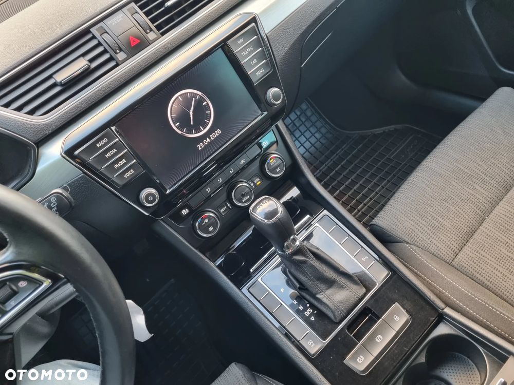 Skoda Superb 1.6 TDI DSG Style - 13
