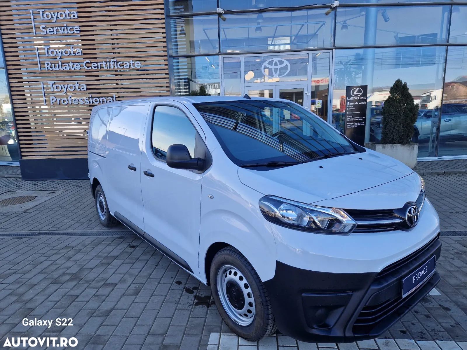Toyota Proace - 1
