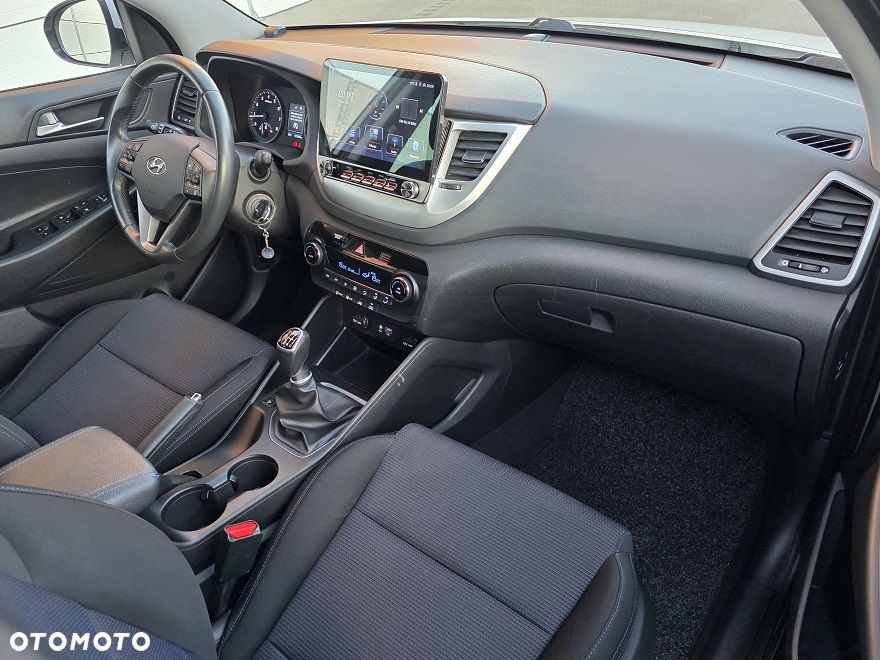 Hyundai Tucson 1.6 GDI BlueDrive Style 2WD - 22