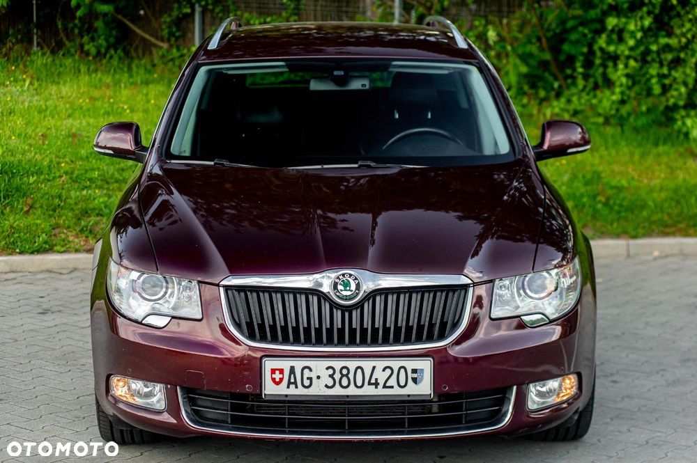 Skoda Superb 1.8 TSI DSG Exclusive - 4
