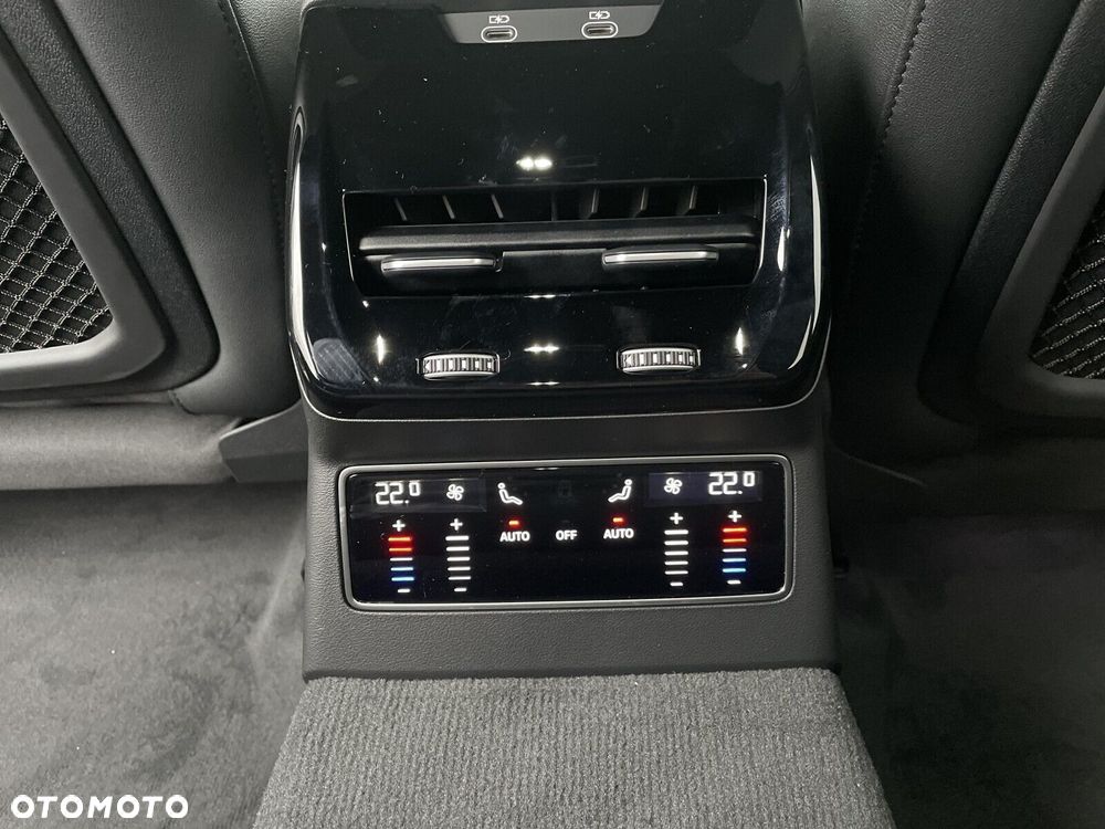 Audi A6 Avant - 13